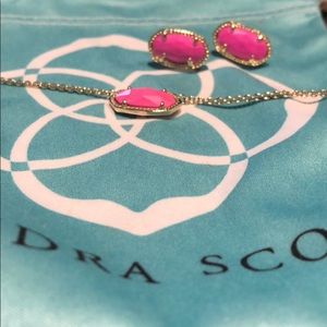 Kendra Scott necklace and earrings fuchsia